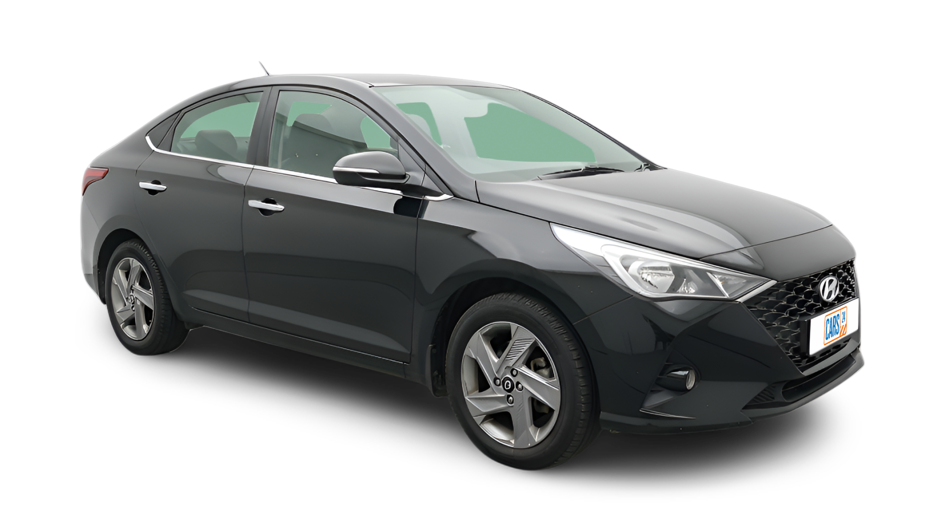 Hyundai Verna-img